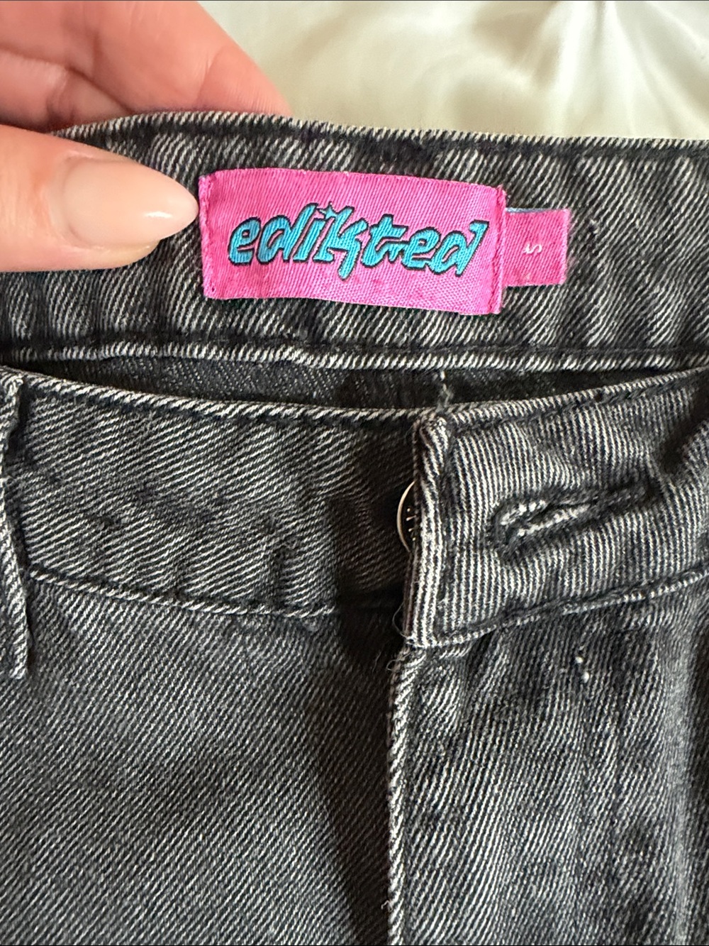 edikted Women's Black Washed Jeans